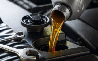 Lubrificantes Adulterados no Brasil: Instituto Combustível Legal Faz Alerta Lubrificantes Adulterados no Brasil: Instituto Combustível Legal Faz Alerta